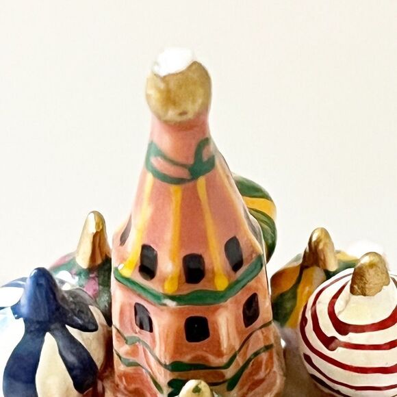 St. Basil's Cathedral Moscow Trinket Box Ceramic Hinged Enamel Red Square FLAW - Picture 4 of 8